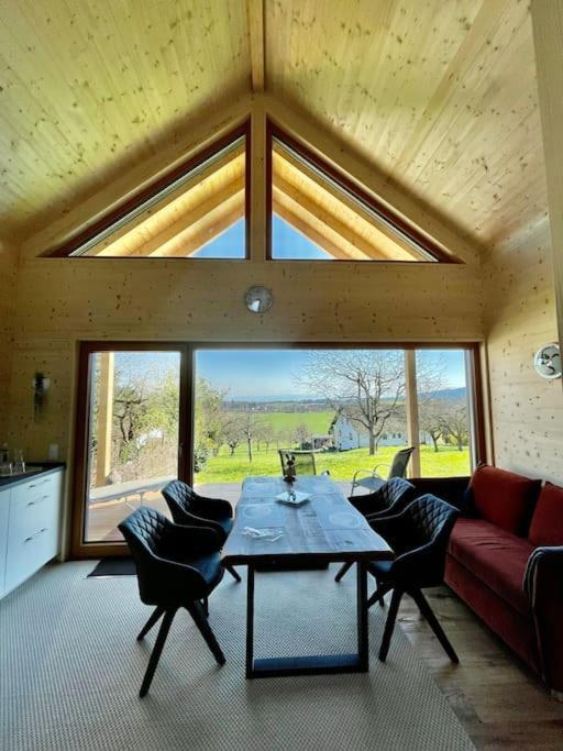 Zweistoeckiges Natur-Holzhaus Mit Berg- & Seesicht Horgenzell Exterior photo